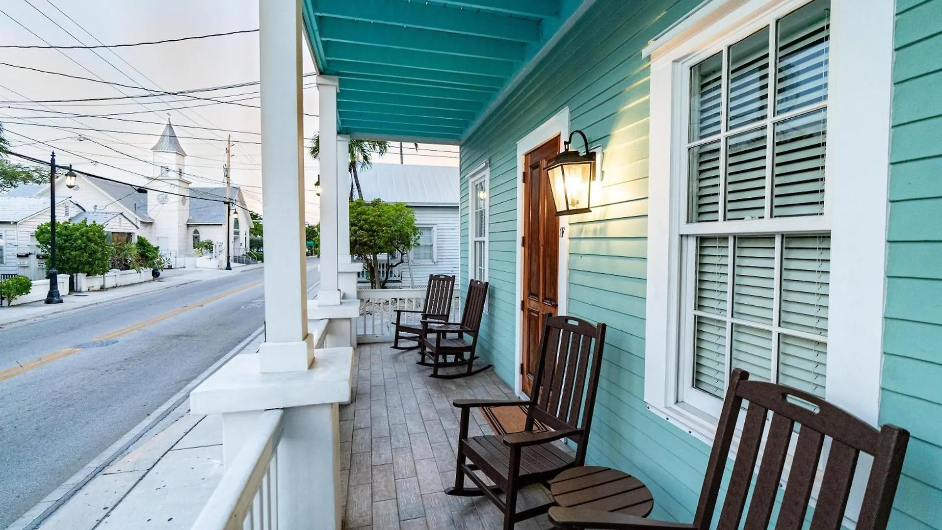 Alligator Reef Light Suite Key West